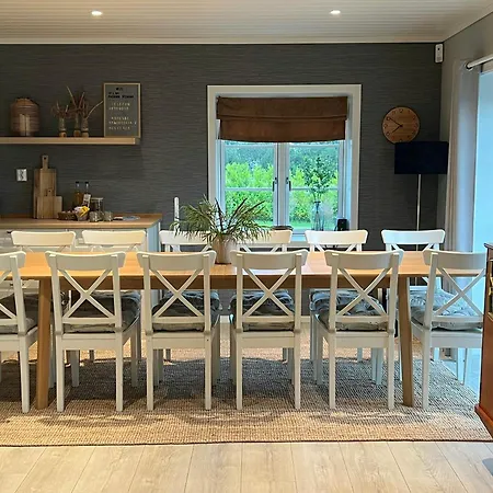 Enjoy Views In Helgeroa, Near The Aamli