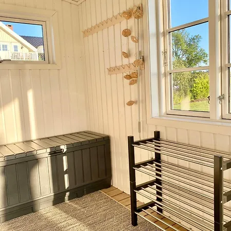 Enjoy Views In Helgeroa, Near The Aamli